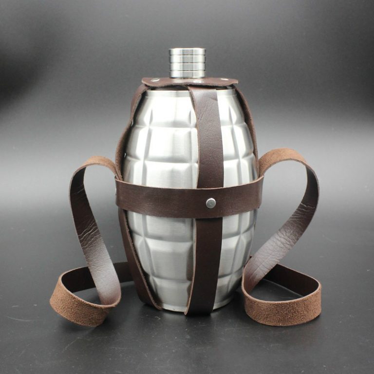 64oz Large Capacity Spot Pattern Hip Flask Leather Holster Large