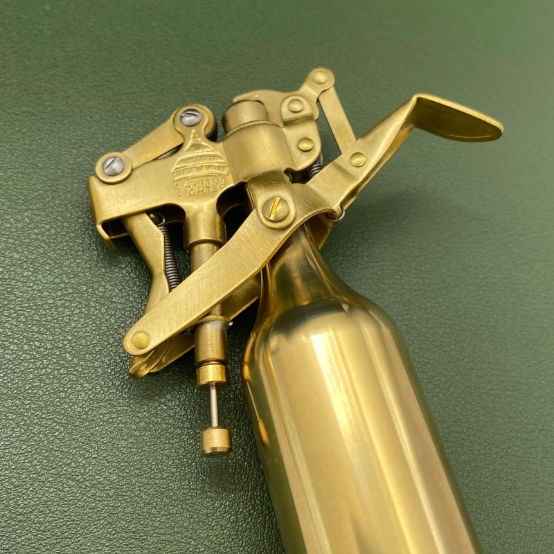 congress-building-antique-brass-lighter-5.jpg