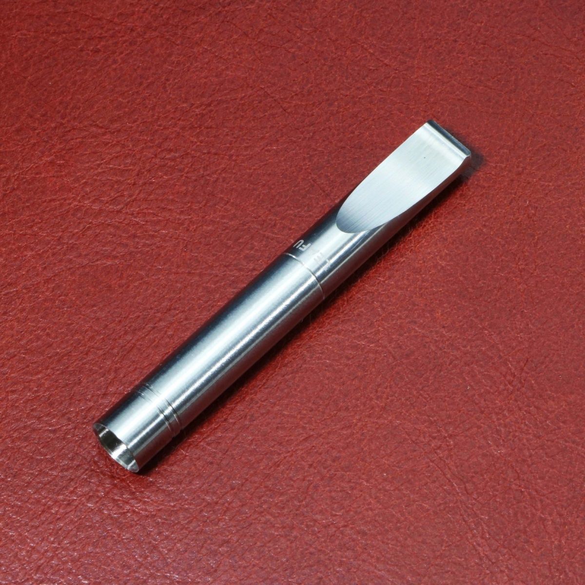Titanium Cigarette Holder with Reusable Toxin Filter