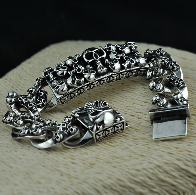 Men’s “Carved Skull” Link Bracelet in Solid 925 Silver