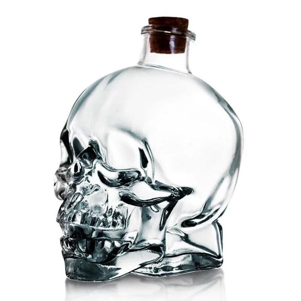 the-crystal-skull-750ml-decanter-3-1.jpg