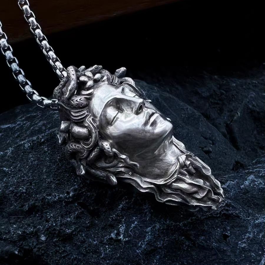 the-medusa-a-925-silver-handcrafted-pendant-3.jpg
